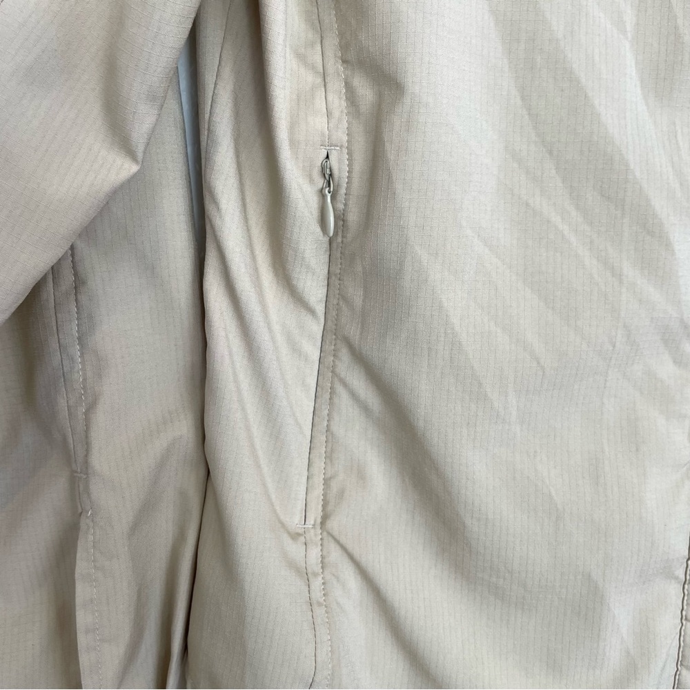 Patagonia Khaki Women's Shirt Size 8 - Picture 4 of 12